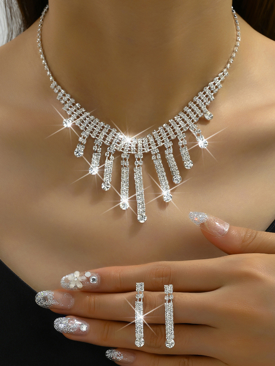 Ramona Necklace Set