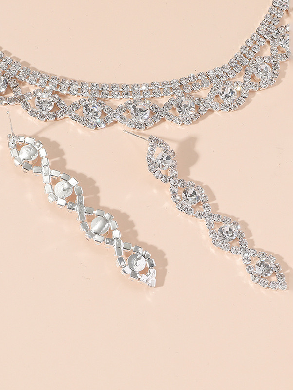 Evelyn Necklace Set