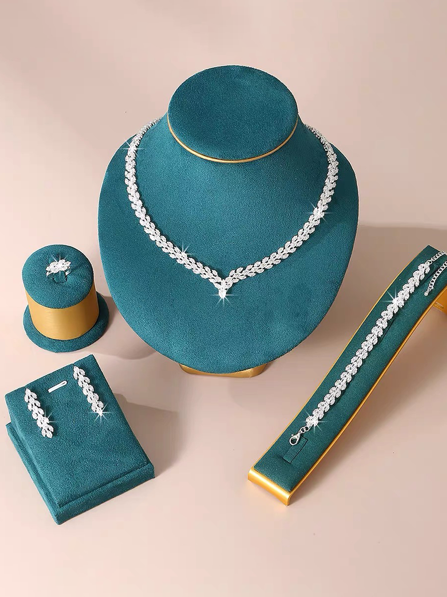 Anastasia Jewelry Set